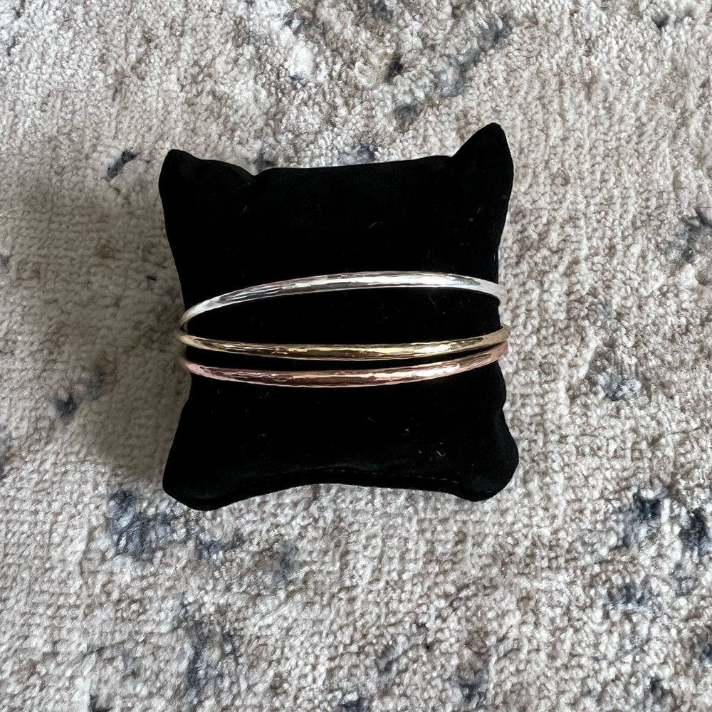 Stella & Dot Essential Hammered Cuff Set